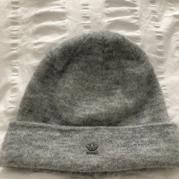 adidas fuzzy beanie